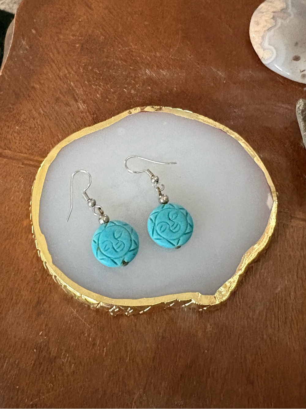 Turquoise Carved Sun Drop Earrings - Women Jewelry